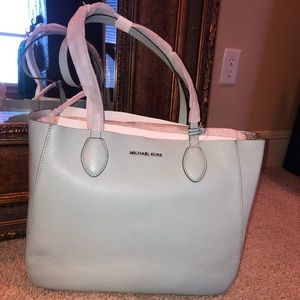 Michael Kors Silver/Blue Bag, new with tags!!